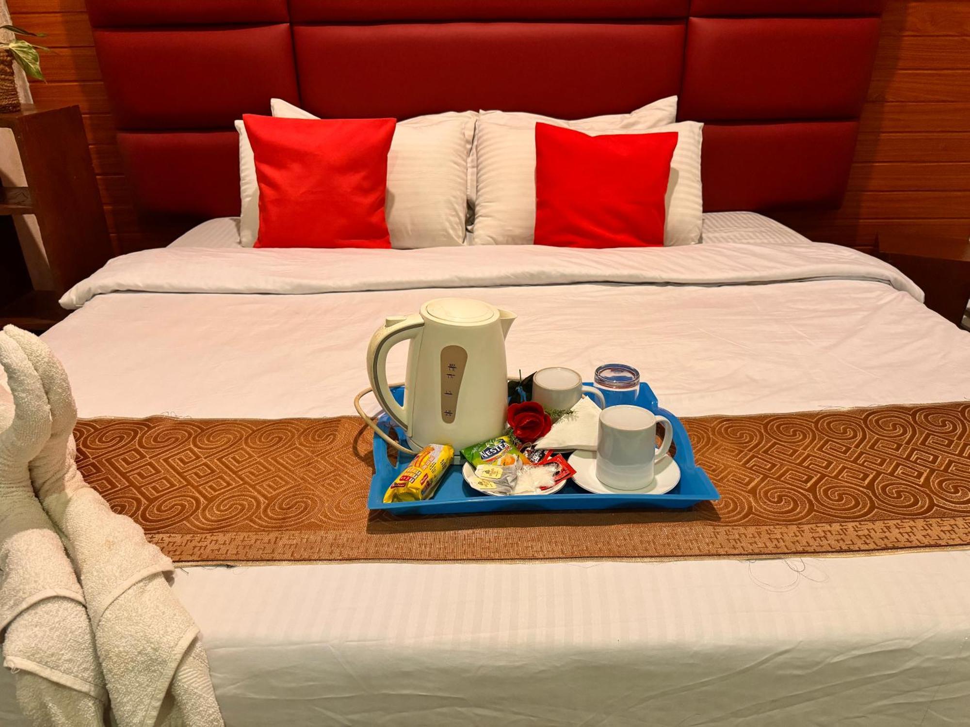Airport Transit Kings Hotel Катунаяка Екстер'єр фото