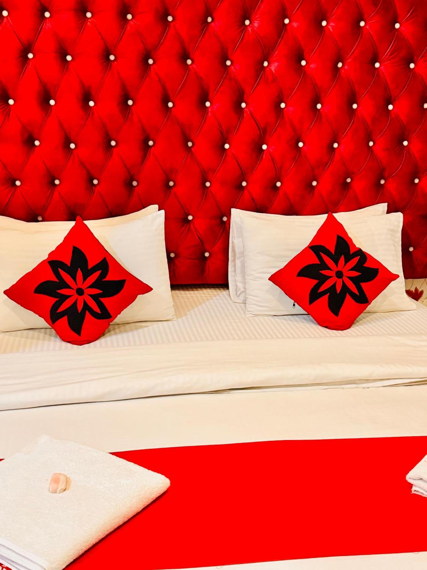 Airport Transit Kings Hotel Катунаяка Екстер'єр фото